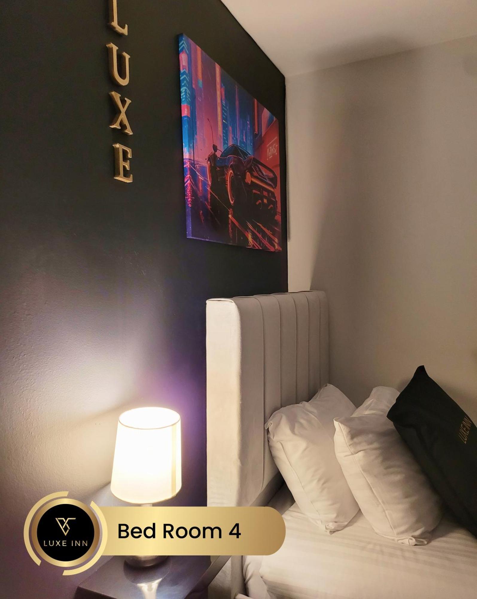 Colnbrook 4 Bedroom House, Heathrow Airport, Luxe Inn מראה חיצוני תמונה