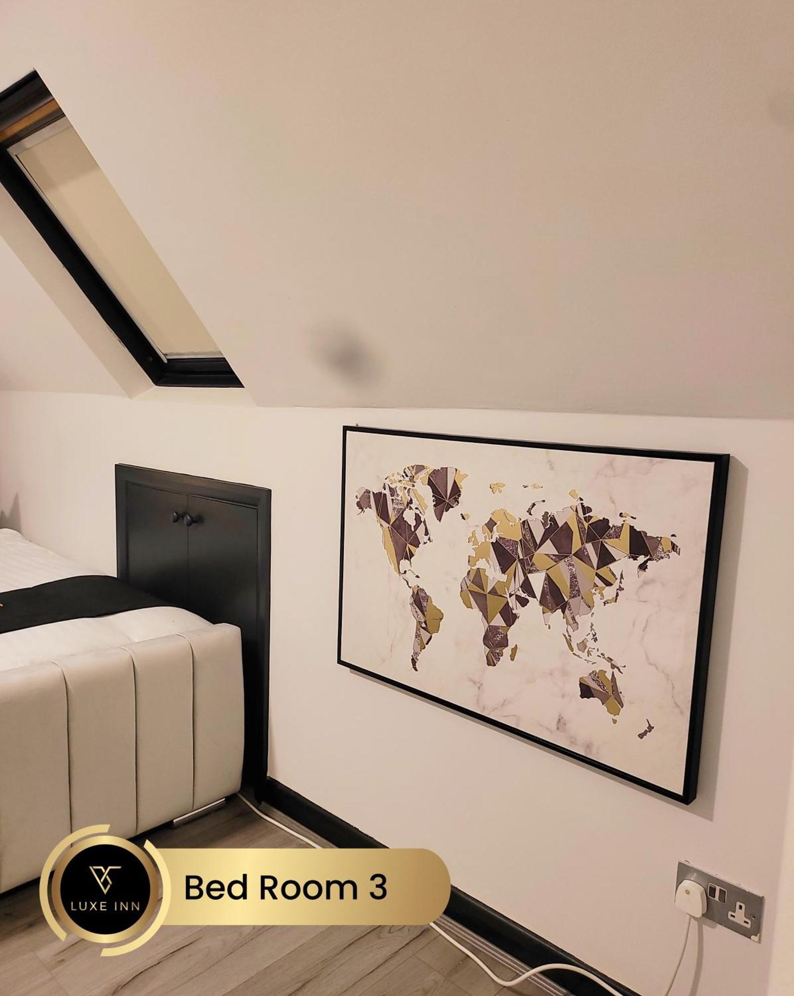 Colnbrook 4 Bedroom House, Heathrow Airport, Luxe Inn מראה חיצוני תמונה