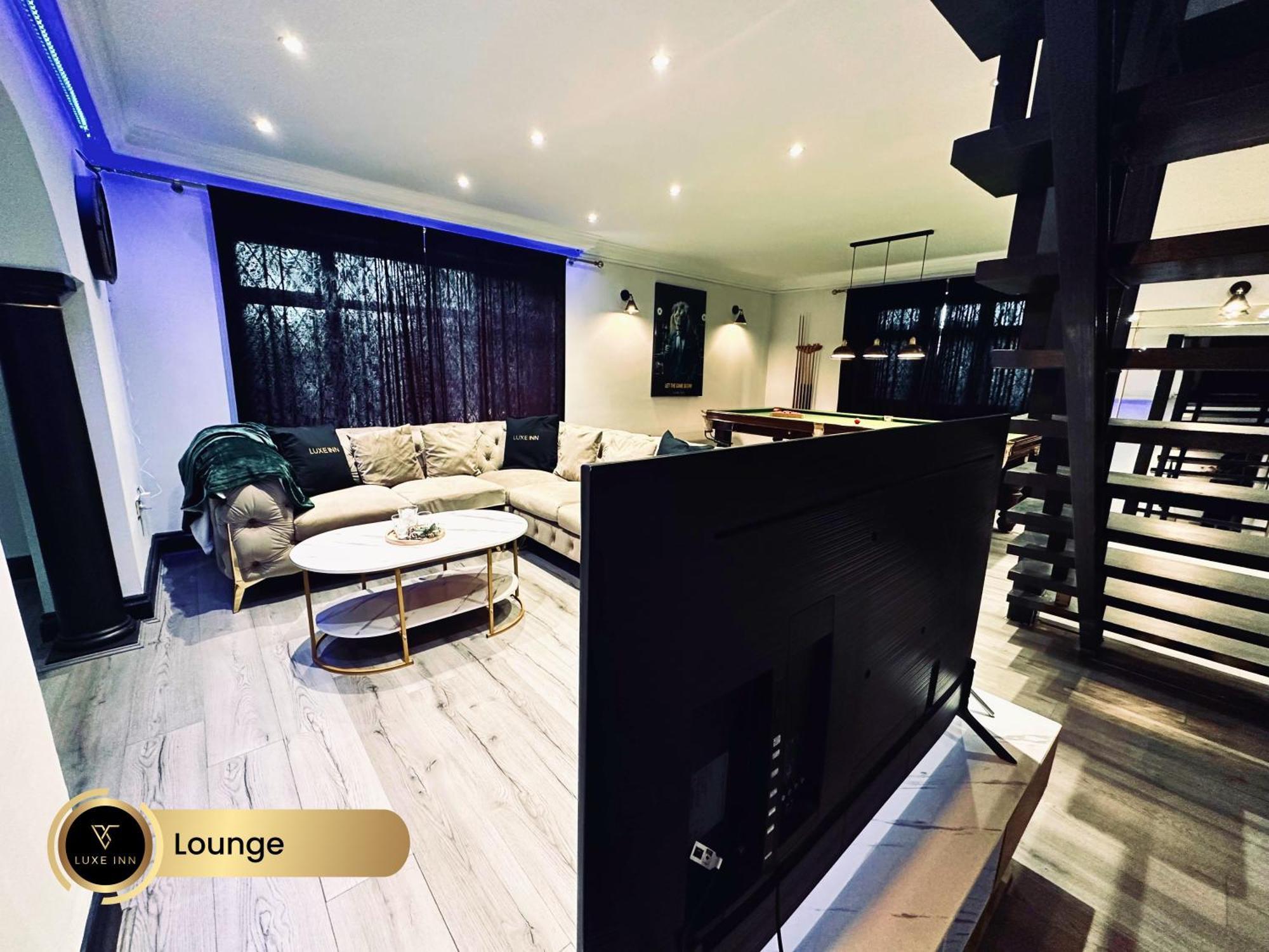 Colnbrook 4 Bedroom House, Heathrow Airport, Luxe Inn מראה חיצוני תמונה