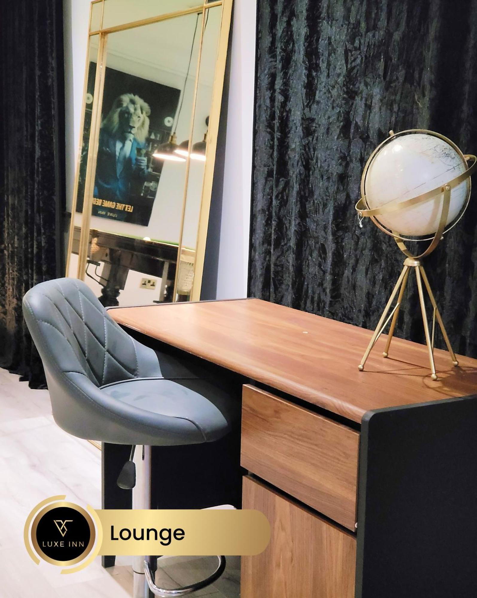Colnbrook 4 Bedroom House, Heathrow Airport, Luxe Inn מראה חיצוני תמונה